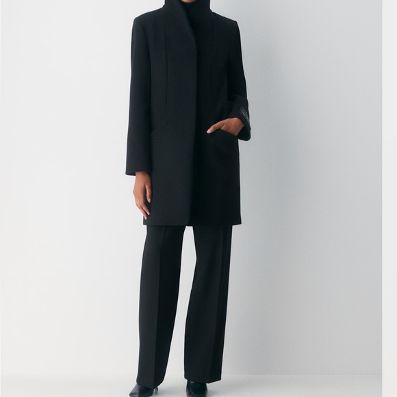 Aritzia Wilfred cocoon wool jacket.
Size XXS black.
C$375 - Picture 4 of 16